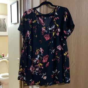 Black floral baby doll scoop tunic blouse